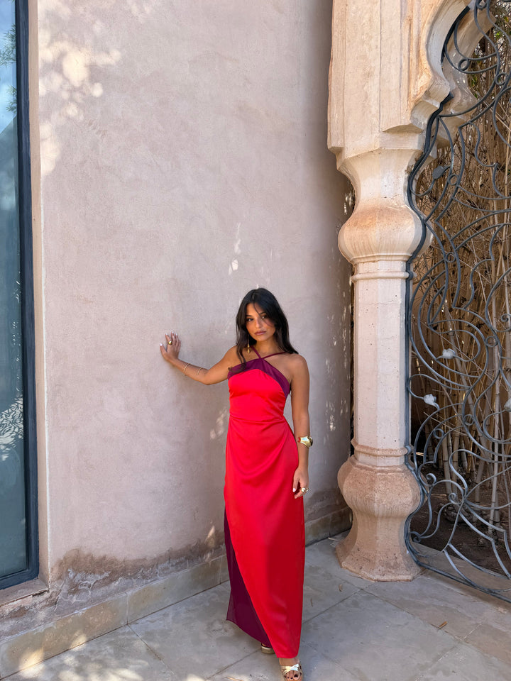 Oasis Dress in Red - Shipping 15/06 to 19/06