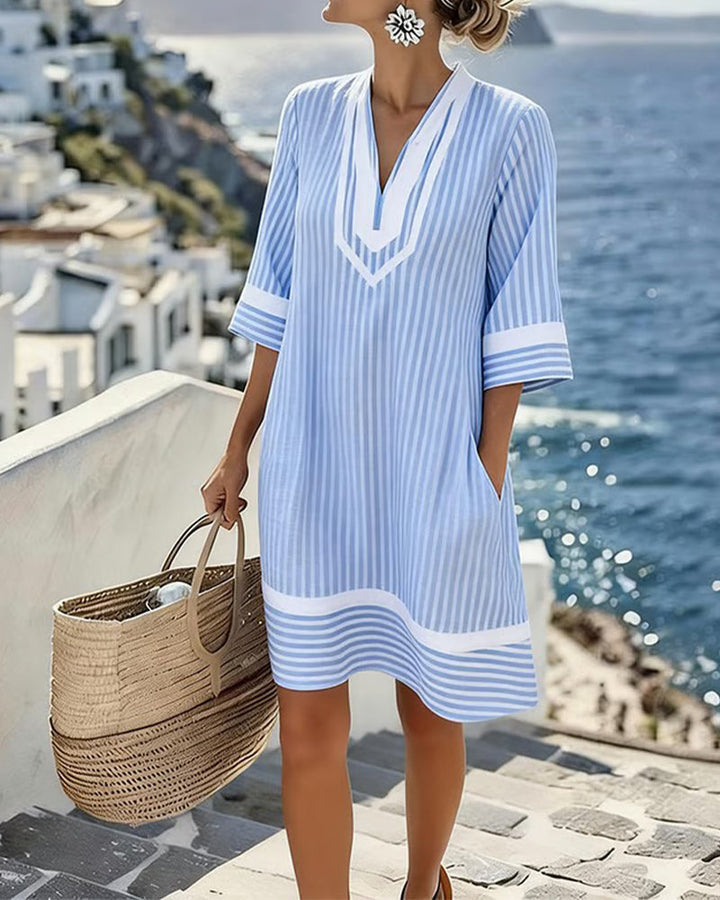 Klara | Vestido ligero a rayas con escote en V